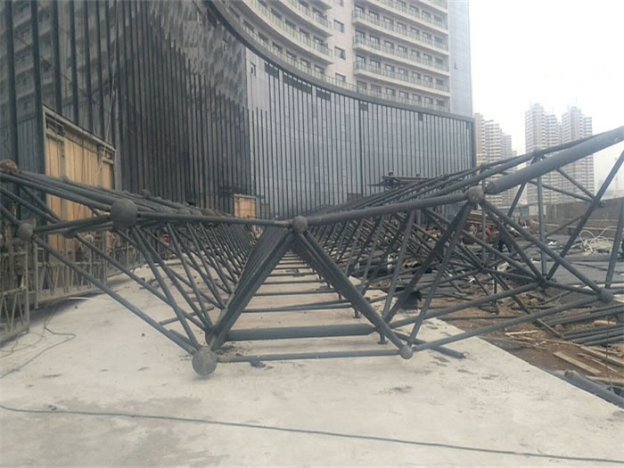 丽江万豪酒店雨棚网架